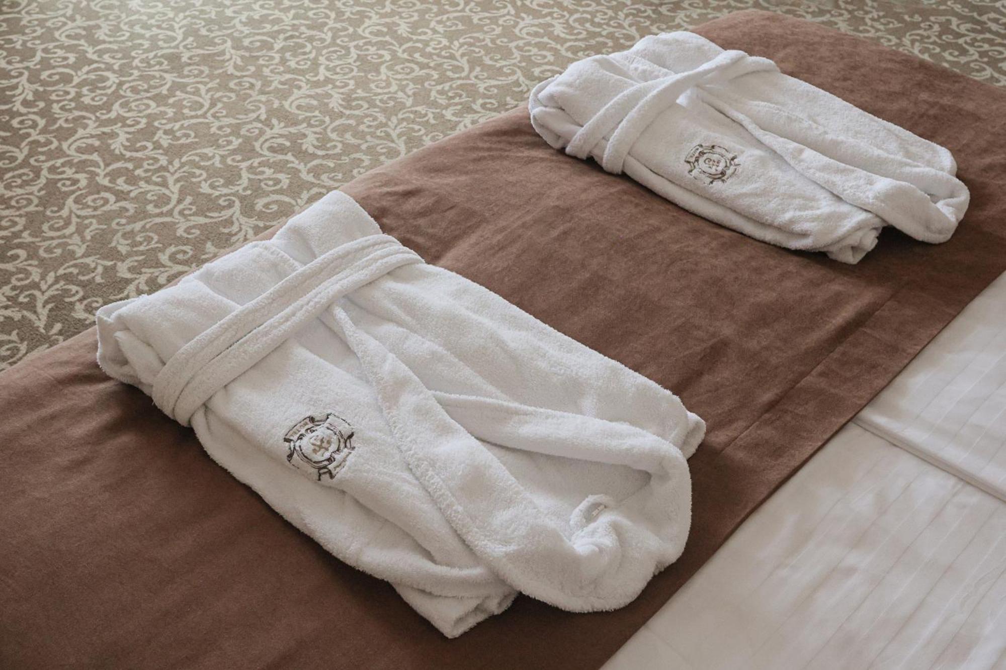 Ferdinand Hotel Мукачеве Екстериор снимка