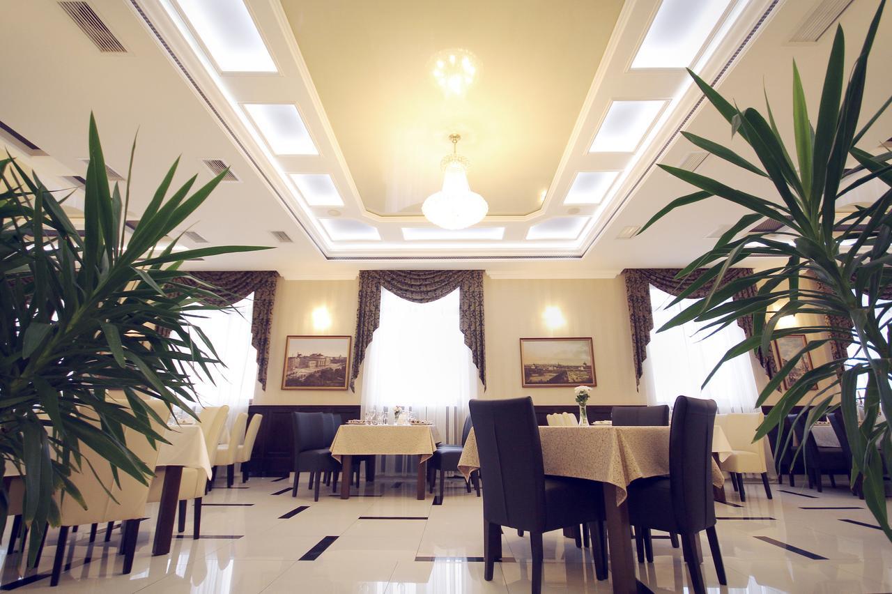 Ferdinand Hotel Мукачеве Екстериор снимка